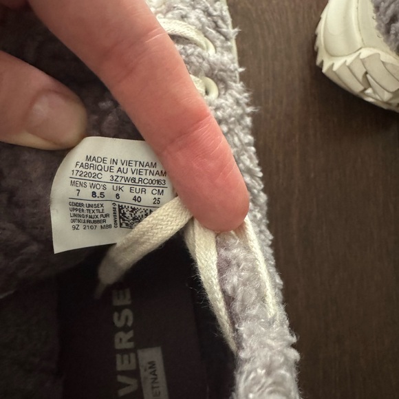 Teddy Sherpa High-Top Converse Sneakers in Lilac & White - Picture 3 of 6